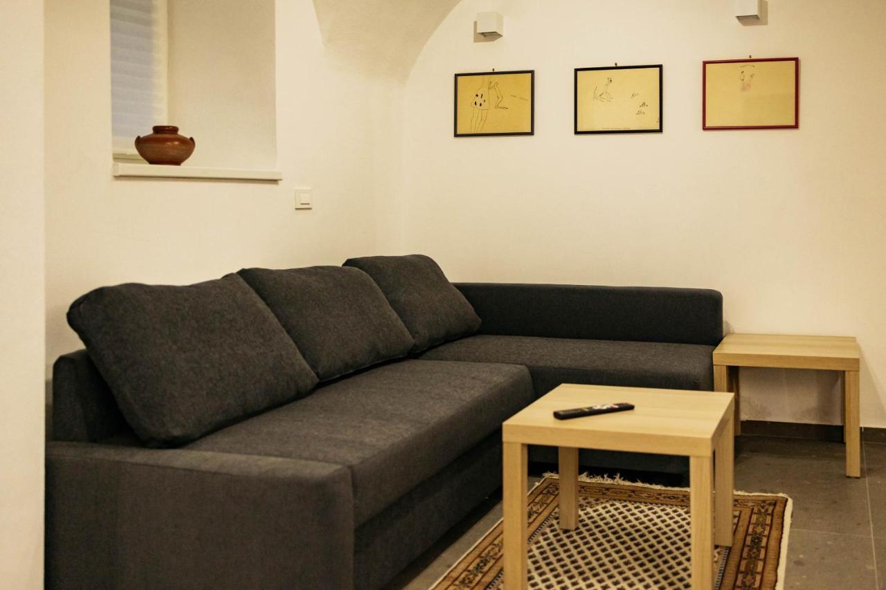 Vila Jakopic Apartments Ljubljana Bagian luar foto